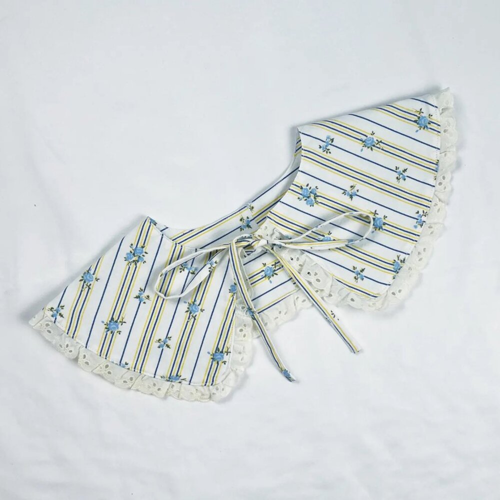 Ditsy Floral Detachable Collar – Striped Ruffle Eyelet Trim Accessory